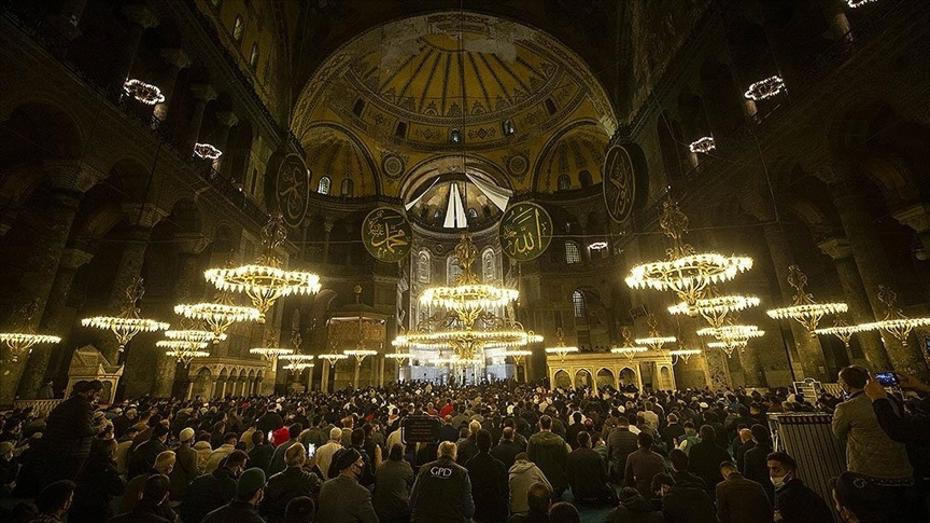 Mevlid Kandili 2026: Bu Kutsal Gece Ne Zaman Kutlanacak?