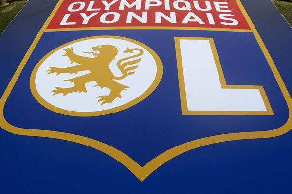 Fransız devi Lyon küme düştü! UEFA Avrupa Ligi’nde F.Bahçe’ye karşı oynadılar.