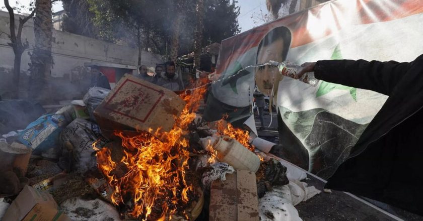 Suriye’deki HTŞ yönetimi, Esad yanlılarına yönelik operasyon başlattığını duyurdu