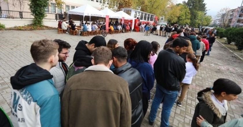 Kent Lokantası Öğrenci Otobüsü Hizmete Girdi – Son Dakika Türkiye, Ege Cumhuriyet Haberleri