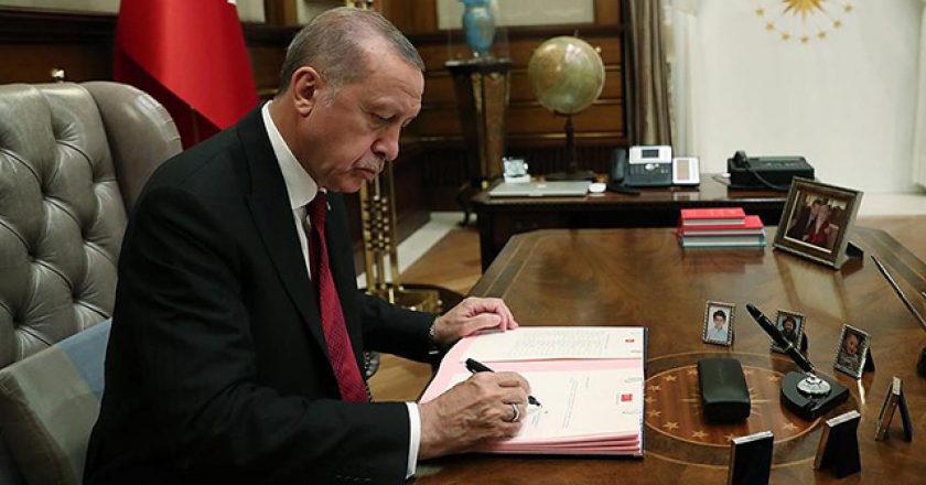 Başkanın ana danışmanı için 2 yeni isim