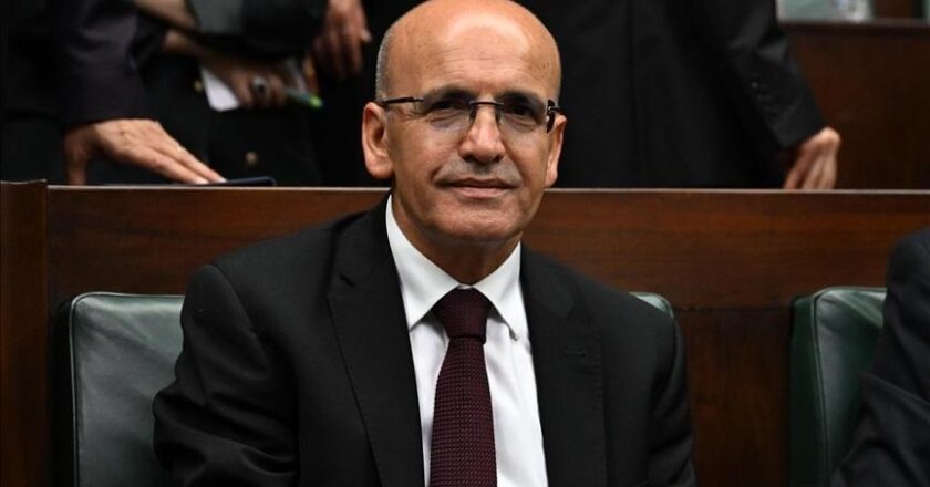 İnternetten kazanca takip! Bakan Şimşek’ten uyarı: Ceza mekanizması devreye alınacak