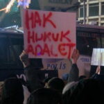 Cinayete sadece 3 ay hapis! Savcı talimatıyla karakoldan elini kolunu sallaya sallaya çıkmış… – Son Dakika Türkiye Haberleri
