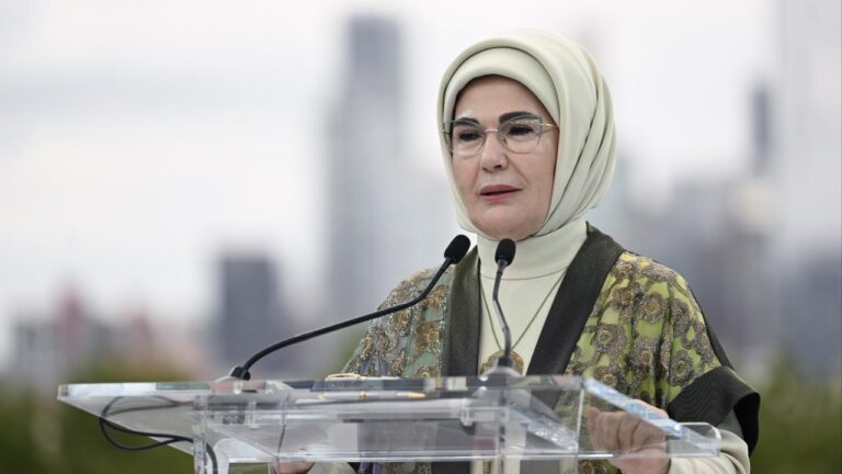 Emine Erdoğan’dan, Sıfır Atık Enstitüsünün kurulmasına ilişkin paylaşım