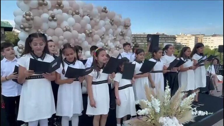 Lösemili çocuklar ve aileleri, etkinlikte bir araya geldi