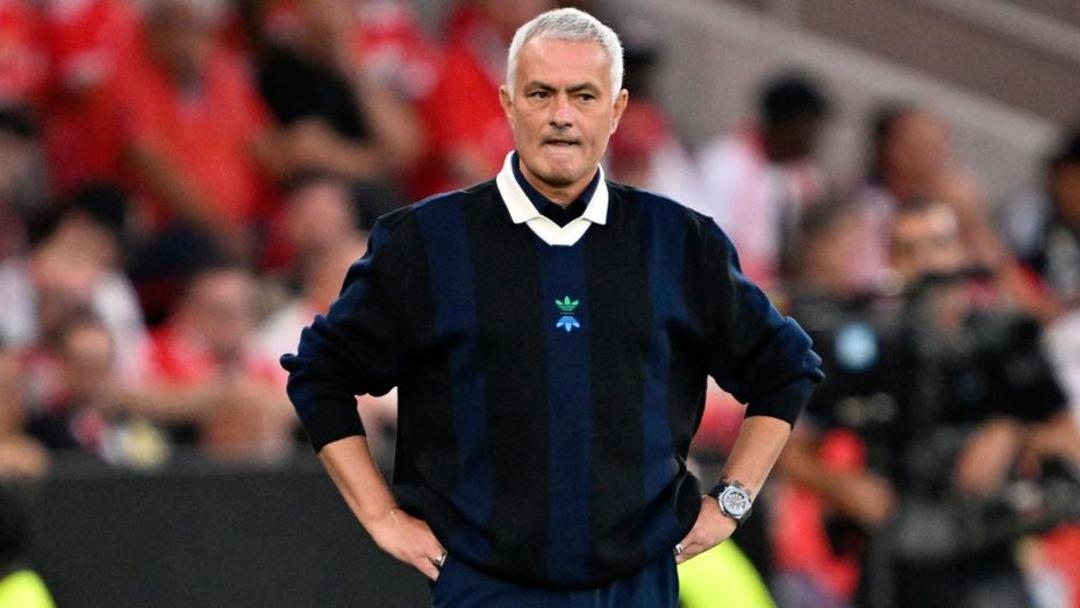 Fenerbahçe Jose Mourinho Rahibe Yeni Öğretim Fenerbahçe Uygulamaya Göre İlk İzin Ver! İngiltere'ye mi dönüyorsun? 2