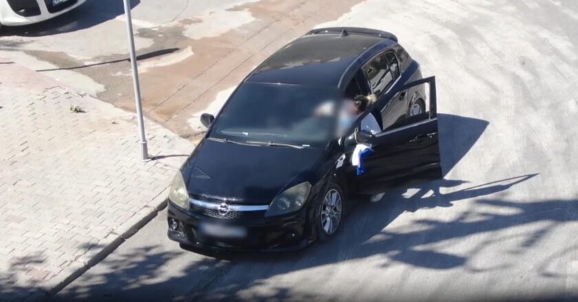 Polisi görünce eşiyle yer değiştiren ehliyetsiz sürücü dronla tespit edildi