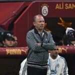Beşiktaş teknik direktörü Sergen Yalçın’dan Galatasaray taraftarına teşekkür! ”Çok sağ olsunlar, var olsunlar…”