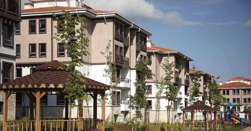 TOKİ hak sahipliği açıklaması ne zaman paylaşılacak ? Toplu Konut İdaresi kura çekimi tam olarak ne zaman yapılacak, kazanan listesi ne zaman duyurulacak?