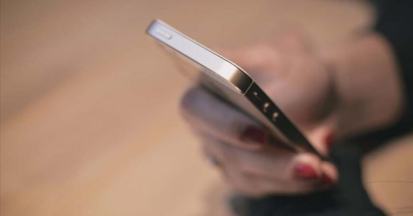 Yurt dışından telefon getirmek artık 57 bin lira! 2026 IMEI kayıt ücreti ne kadar?