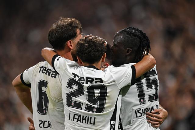 (Özet) Beşiktaş – FC Midtjylland Maçı Özeti ve Tüm Önemli Anları